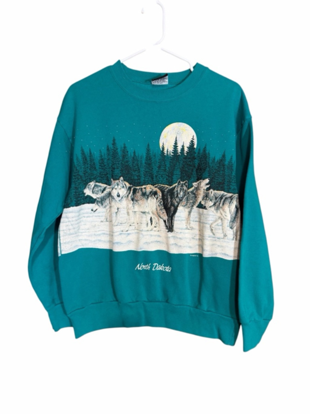 Vintage signal sports teal howling wolf full moon North Dakota sweatshirt large